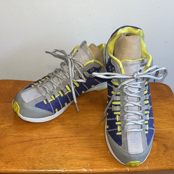 COLUMBIA TECHLITE MASTER FLY WOMEN’S TRAIL WALKING/RUNNING SHOES SIZE 9 - Picture 3 of 9